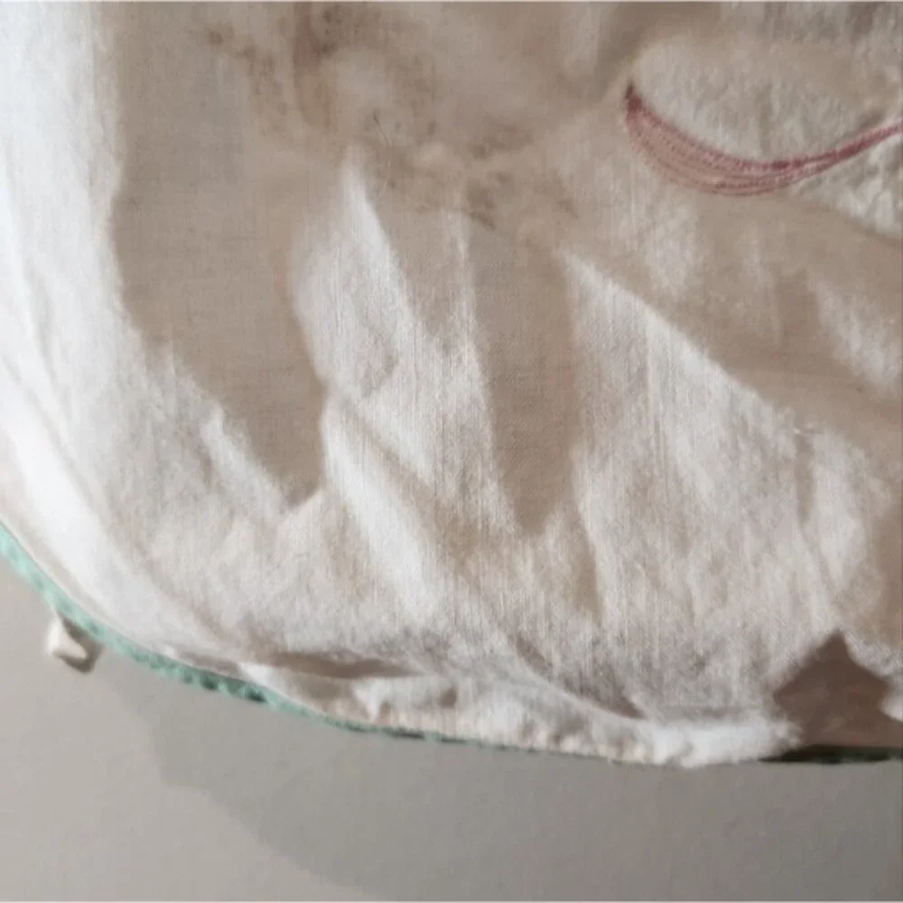 Embroidered Floral Apron with Pocket‎ Small/medium